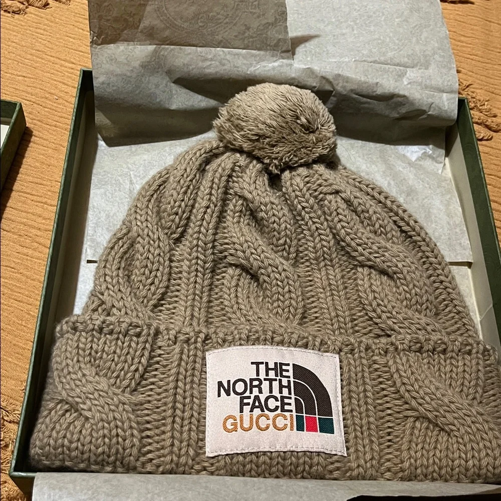 The North Face Gucci beanie New in box - Picture 2 of 8